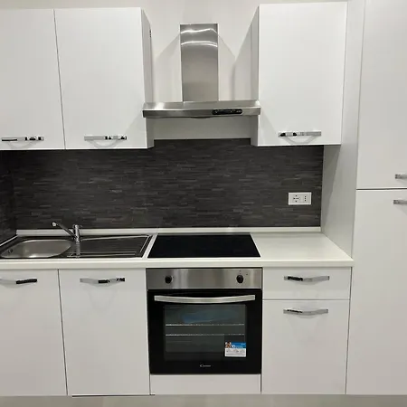 Mk Apartment's 1 アパート *