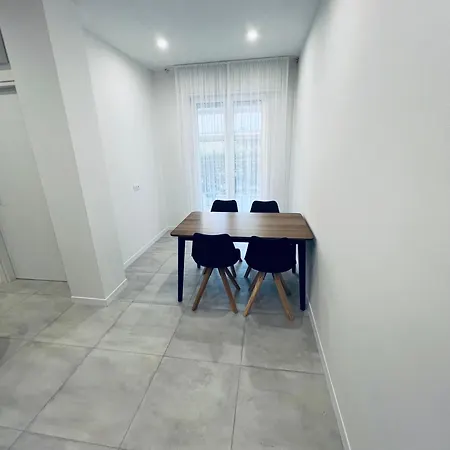 アパート Mk Apartment's 1
