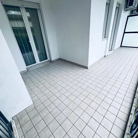 アパート Mk Apartment's 1